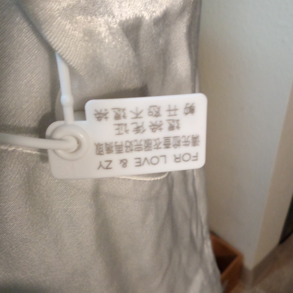 Tank Top from China - Picture 3 of 5